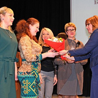 На состоявшемся общем собрании членов Белорусской нотариальной палаты были вручены дипломы и памятные призы победителям конкурсов на звание «Лучший нотариус», «Лучшая нотариальная контора» и «Лучшая нотариальная палата» по итогам работы в 2017 году.