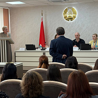 В День матери о главном: сильное государство начинается со счастливой семьи