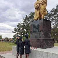 Сотрудники отделов принудительного исполнения Гродненской области приняли участие в торжественных митингах ко Дню Победы
