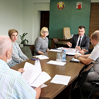 Министр юстиции провел выездной прием граждан в г. п. Большая Берестовица и посетил органы юстиции Берестовицкого района