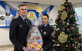 Тепло наших рук — маленьким ножкам 